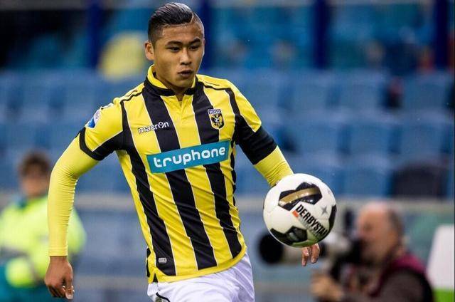 在夏窗前后 在夏窗前后