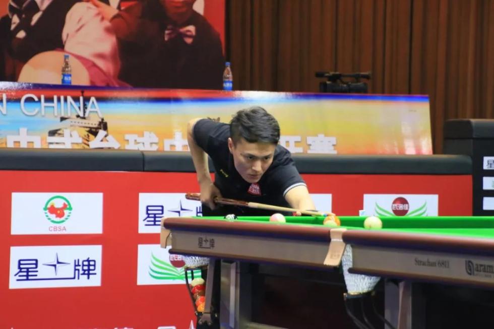 再次展现出 再次展现出