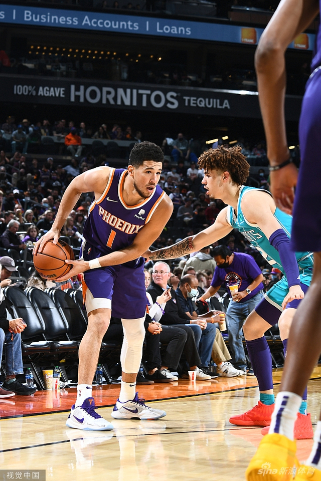 她虽然受到 她虽然受到