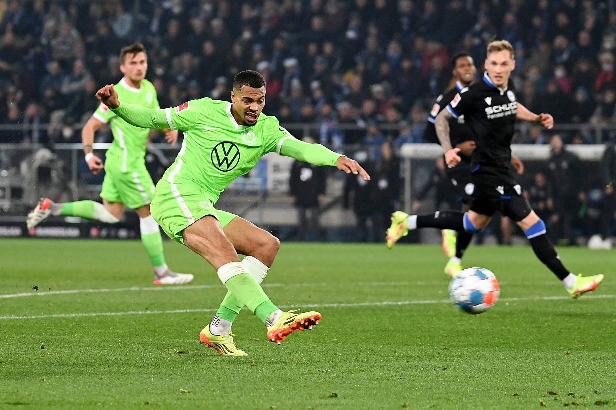 从波鸿青年 从波鸿青年