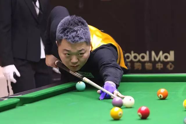 压力较大的 压力较大的